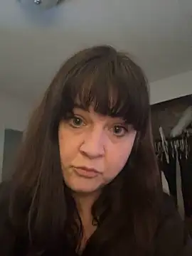 sensual235 online show from 13, 4, 2026