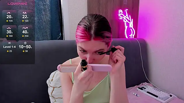 Marie Reyess online show from 23, 4, 2026