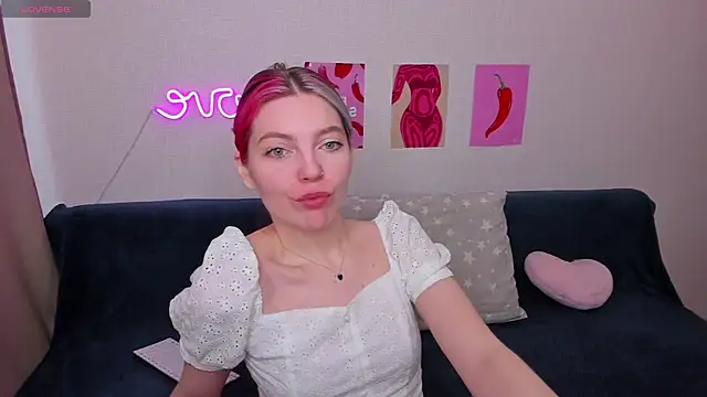 Marie Reyess online show from 2, 4, 2026