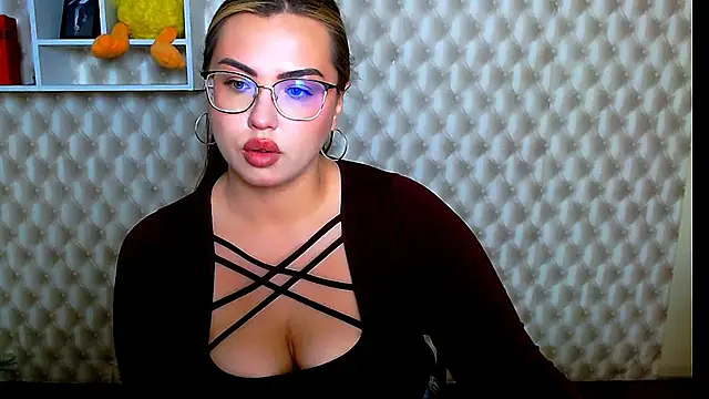 AminaSoul  online show from 29, 5, 2026