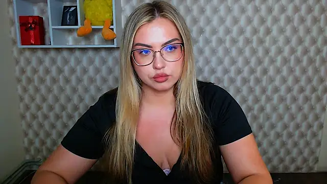 AminaSoul  online show from 25, 5, 2026