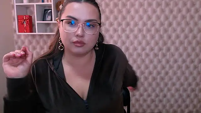 AminaSoul  online show from 2, 4, 2026