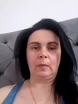 SiennaDiamond39 online show from 2, 4, 2026