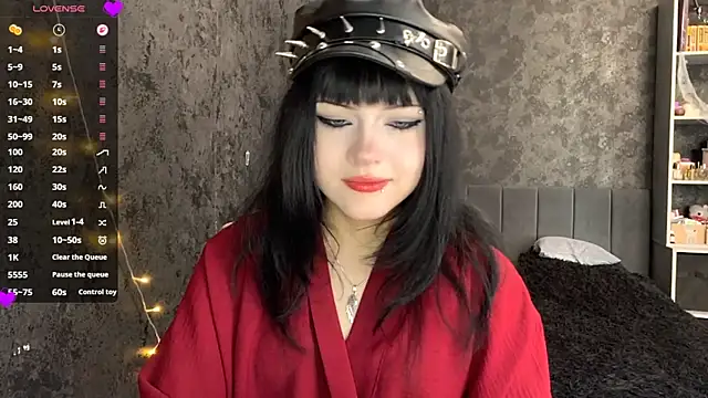 EmilyEmbears online show from 11, 6, 2026