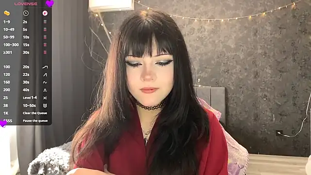 EmilyEmbears online show from 29, 5, 2026