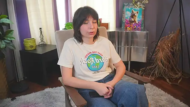 LekishaSandler online show from 2, 4, 2026