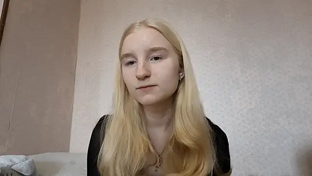 Snapshot of ForwentSeat chatting on 2, 4, 2026 ForwentSeat online show from 2, 4, 2026