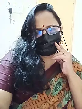 Snapshot of monisha_cam chatting on 12, 5, 2026 monisha cam online show from 12, 5, 2026