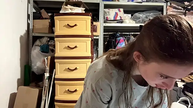 VelvetNoirra online show from 9, 4, 2026