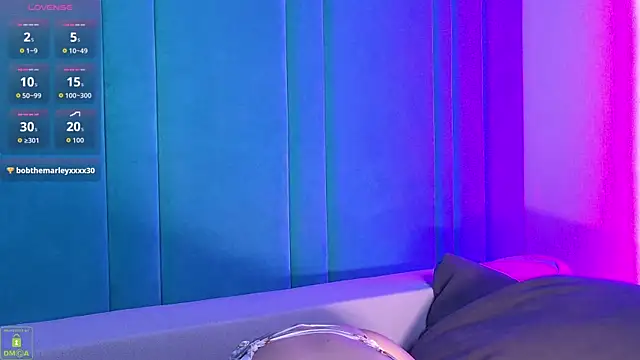 EmmaRicee online show from 16, 4, 2026