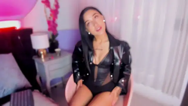 Bby izzy online show from 15, 5, 2026