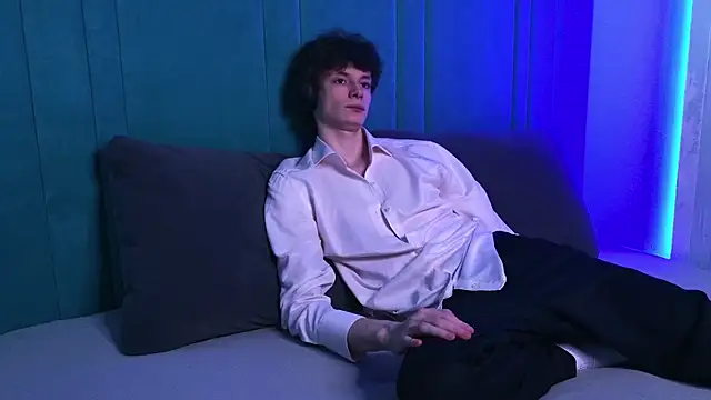 EdwardHogan online show from 16, 4, 2026