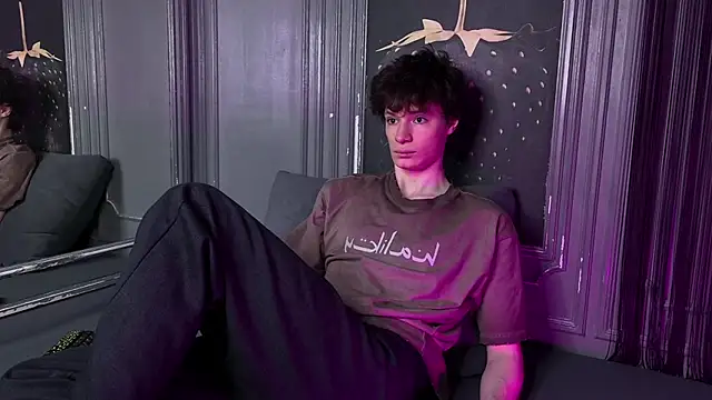 EdwardHogan online show from 9, 4, 2026