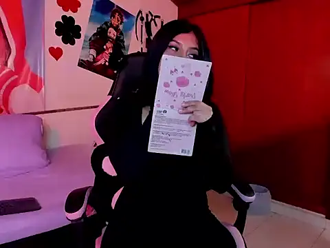 zaraywhitmore online show from 7, 5, 2026