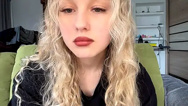 ElvieTribou online show from 15, 4, 2026