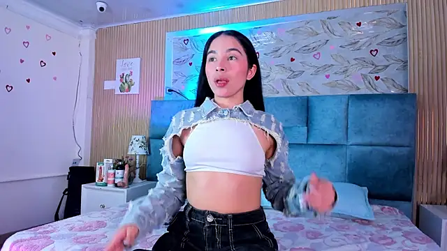 Delphine doll online show from 4, 6, 2026