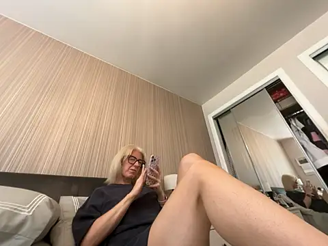 Laylaskyexx online show from 26, 5, 2026