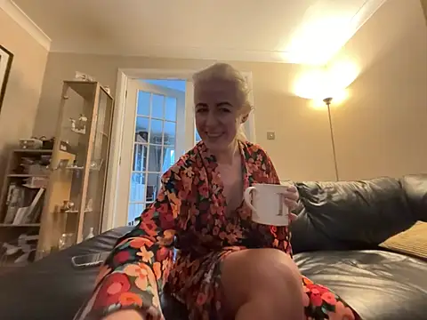 Laylaskyexx online show from 1, 6, 2026