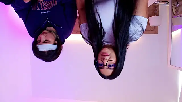 Elisa n Emma online show from 6, 4, 2026