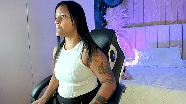 LexiAdamss online show from 27, 5, 2026