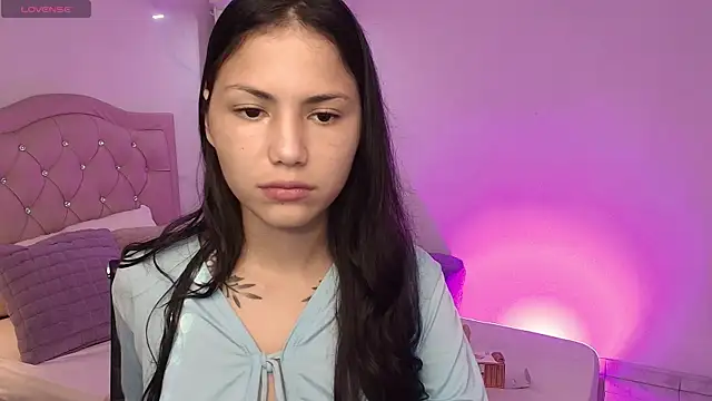 littleflame18 online show from 19, 4, 2026