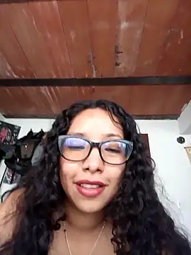 Wolfamara online show from 30, 4, 2026