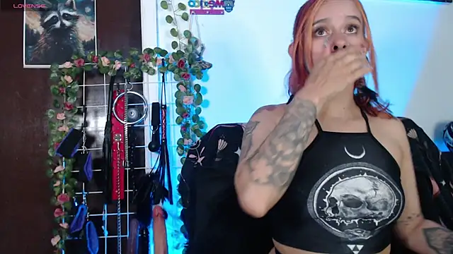 Lexxii hot col online show from 24, 6, 2026
