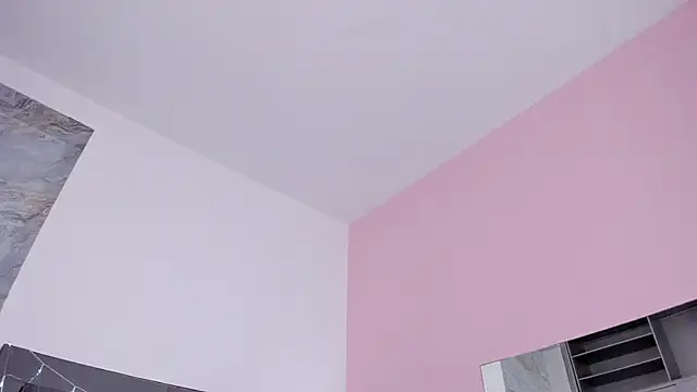 Kendall Rous  online show from 28, 5, 2026