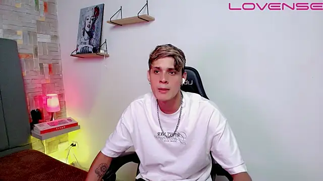 flaquito    online show from 8, 4, 2026