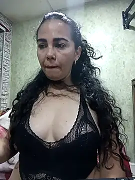 Emily Divi69 online show from 6, 4, 2026