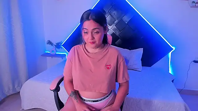 Lyra Dream online show from 19, 5, 2026