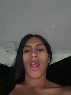 luna duque online show from 12, 6, 2026