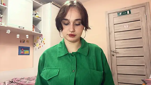 NoraSweetie online show from 4, 4, 2026