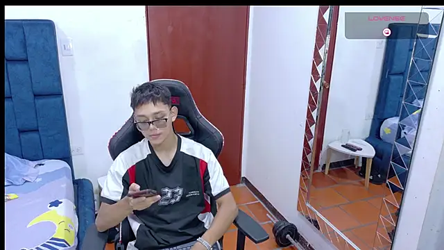 Alex teen 20c online show from 10, 4, 2026