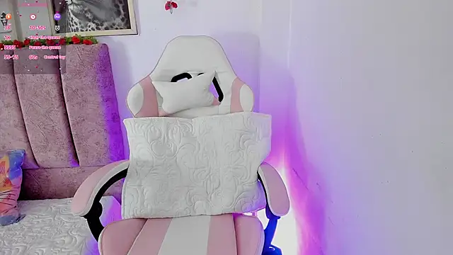 alisson boobs   online show from 27, 6, 2026