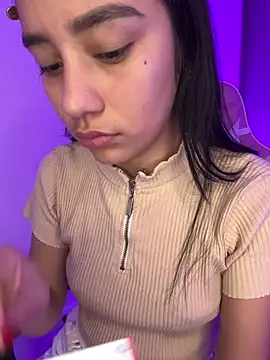 ISABELFORYOU03 online show from 8, 4, 2026