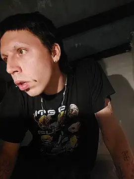 Snapshot of imsarahhh chatting on 4, 4, 2026 imsarahhh online show from 4, 4, 2026