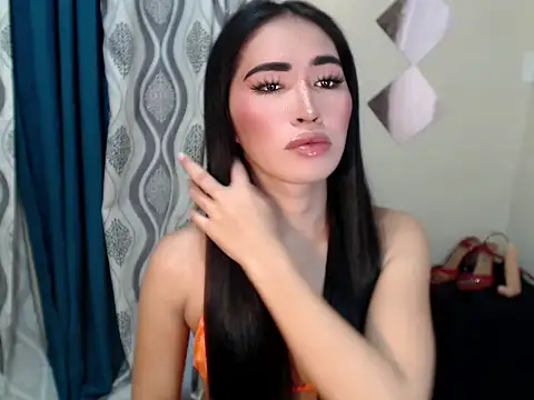 urasiankylie online show from 25, 5, 2026