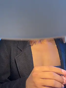 Snapshot of latinacaro- chatting on 17, 5, 2026 latinacaro- online show from 17, 5, 2026