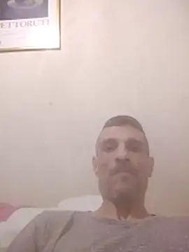 Snapshot of Guillelp chatting on 11, 6, 2026 Guillelp online show from 11, 6, 2026