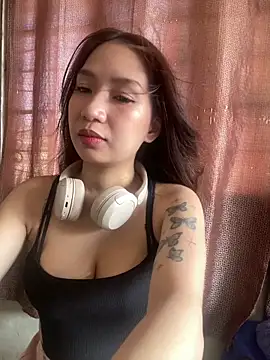 Aki lee online show from 24, 4, 2026