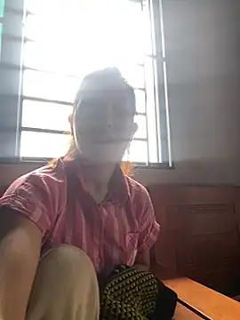 Huonglyna online show from 12, 5, 2026