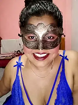 Maskedcurves online show from 6, 5, 2026