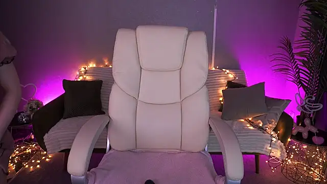 MelaniiePlay online show from 26, 5, 2026