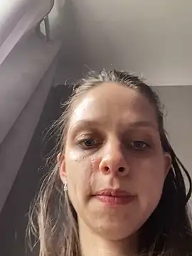 HotGirl1701 online show from 9, 4, 2026