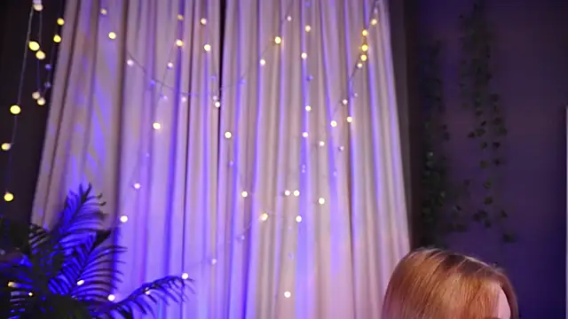 Naomi Hotter online show from 16, 5, 2026