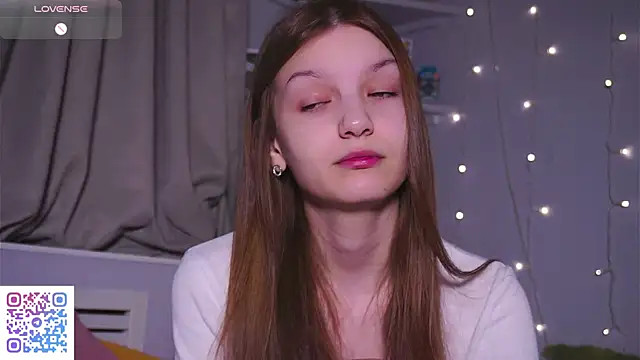 OpsieBoobsie online show from 13, 4, 2026