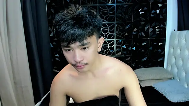Snapshot of xloverbigcock chatting on 11, 4, 2026 xloverbigcock online show from 11, 4, 2026