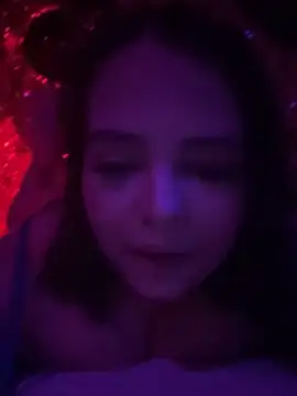 MiaKittyx0 online show from 13, 5, 2026