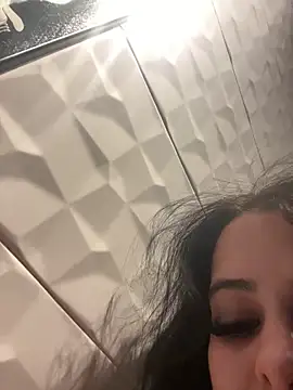 MiaKittyx0 online show from 25, 5, 2026